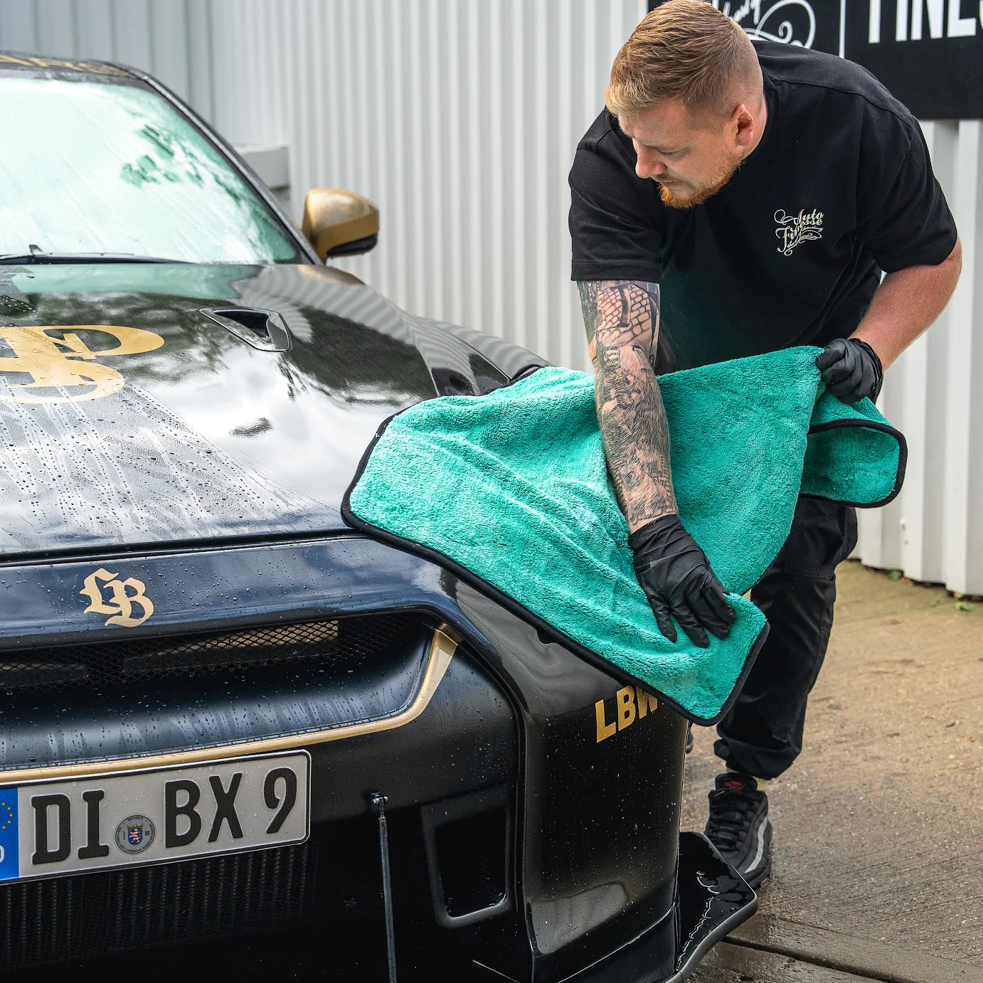 Aqua Deluxe Drying Towel - Image 4