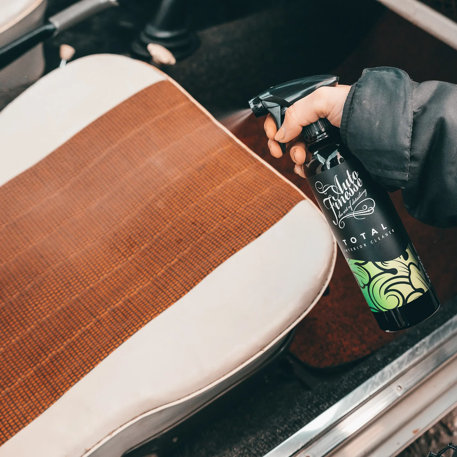 Upholstery Brush - Image 3